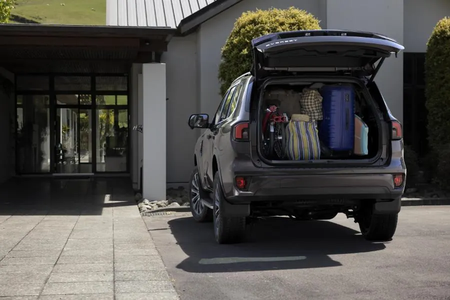 Ford Everest Platinum+