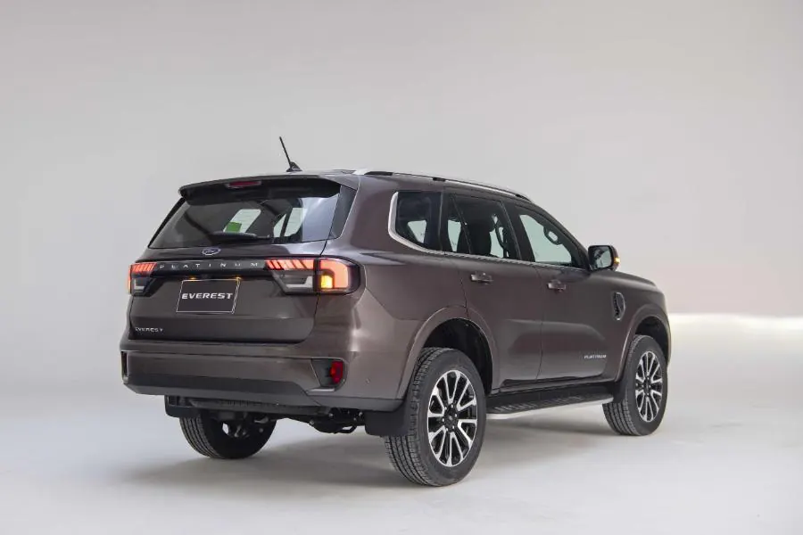 Ford Everest Platinum+