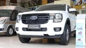 Ford Ranger XLS Thế hệ Mới 2.0L 4x4 AT - ảnh 2