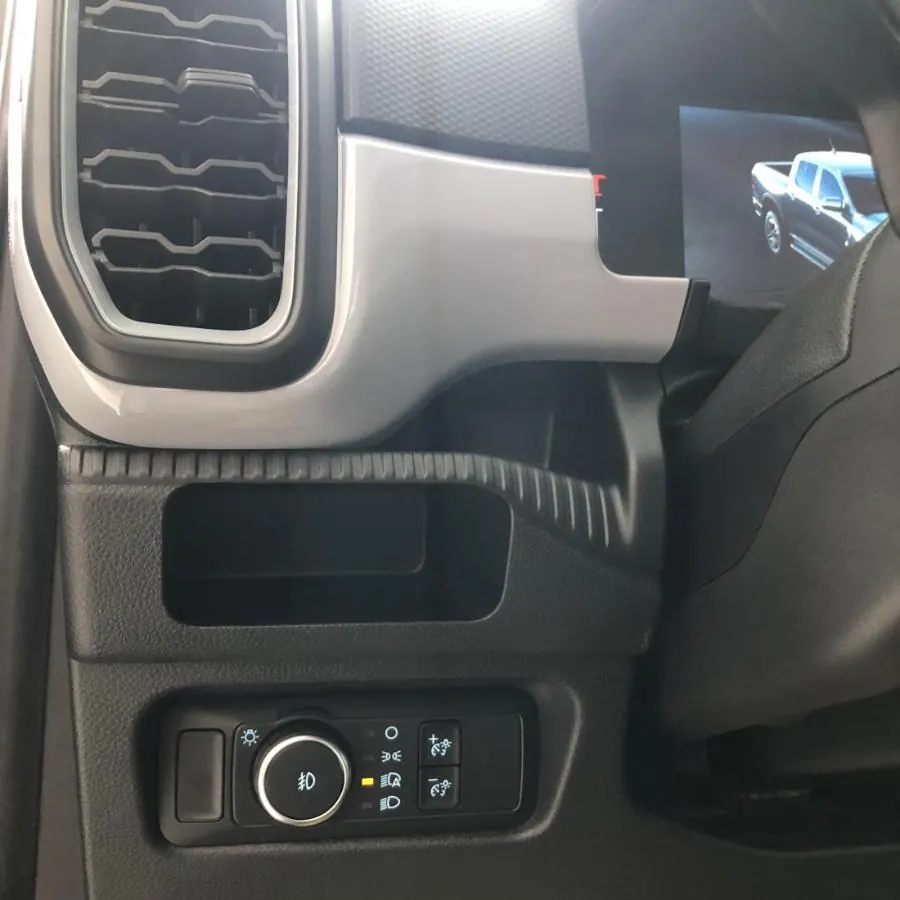 Ford Ranger XLS Thế hệ Mới 2.0L 4x4 AT
