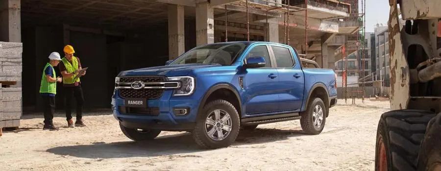 Ford Ranger XLT Thế hệ Mới 2.0L 4x4 AT