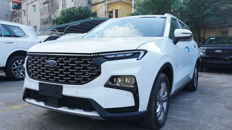 XE FORD TERRITORY GIẢM GIÁ NIÊM YẾT. CƠ HỘI VÀNG ĐỂ KHÁCH HÀNG SỞ HỮU.