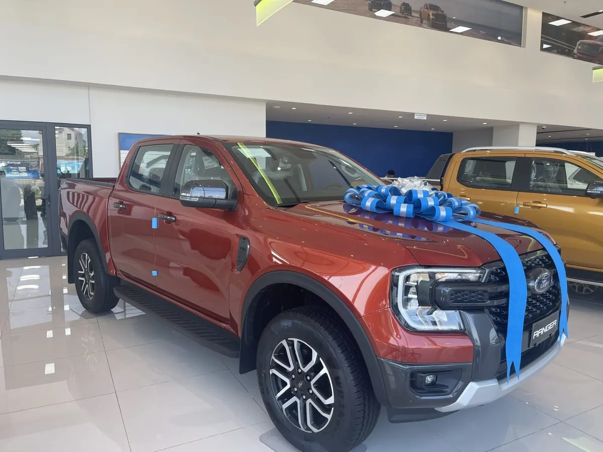 Mua xe tặng vàng áp dụng từ ngày 04/12/2023 tới hết ngày 16/12/2023 cho các dòng xe Ford